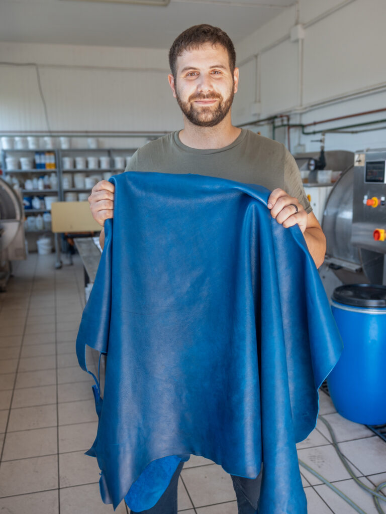Roberto_Caponi_Silvateam_Olivenleder Olivenleder Silvateam Technicians Roberto Caponi